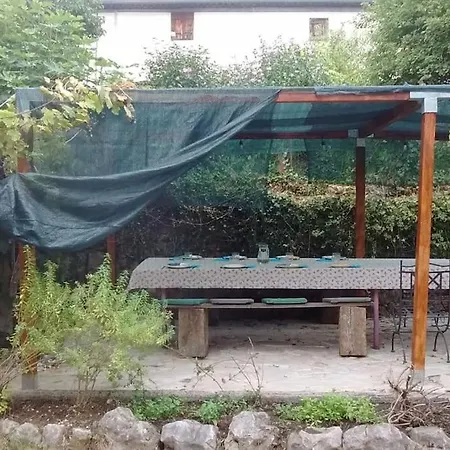 Villa Fantastica Granja En Region Castillos Cataros
